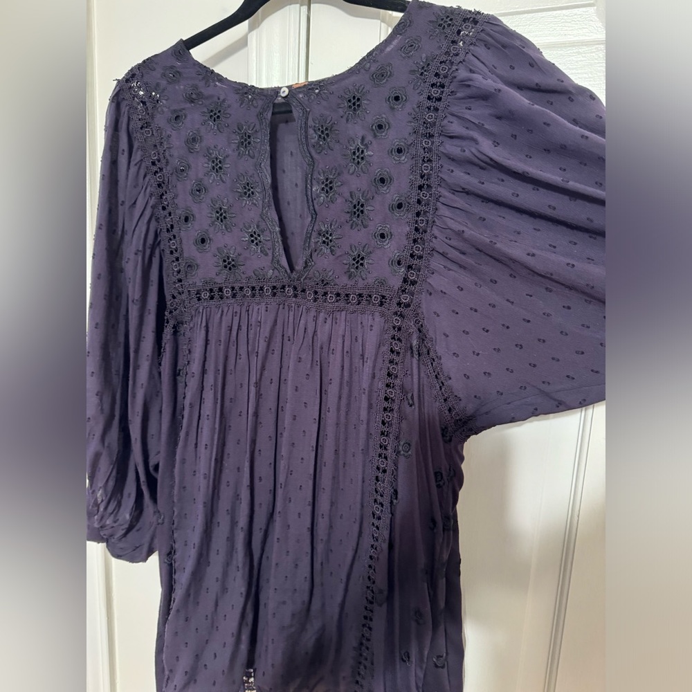 Free people purple Swiss dot tunic top, Size M